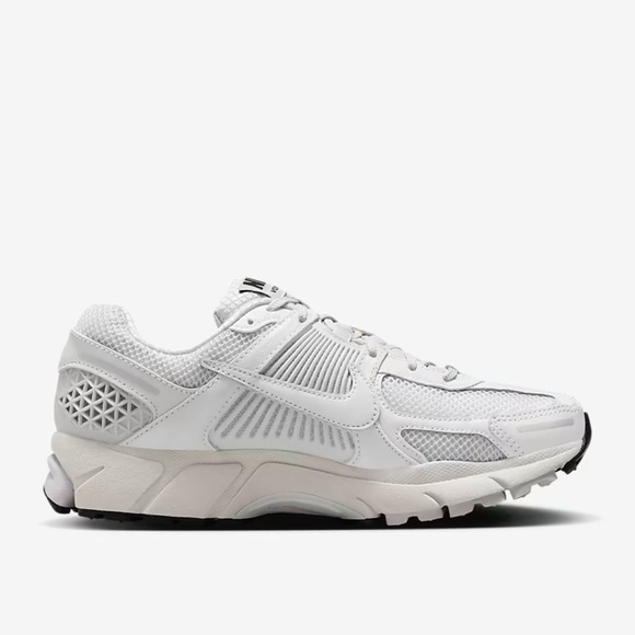 Nike Zoom Vomero 5 - Picture 3 of 3